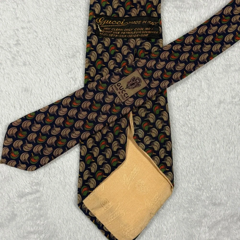 Vintage Gucci Silk Tie Mens Navy Blue Mallard Duck Head Interlocking G Italy
